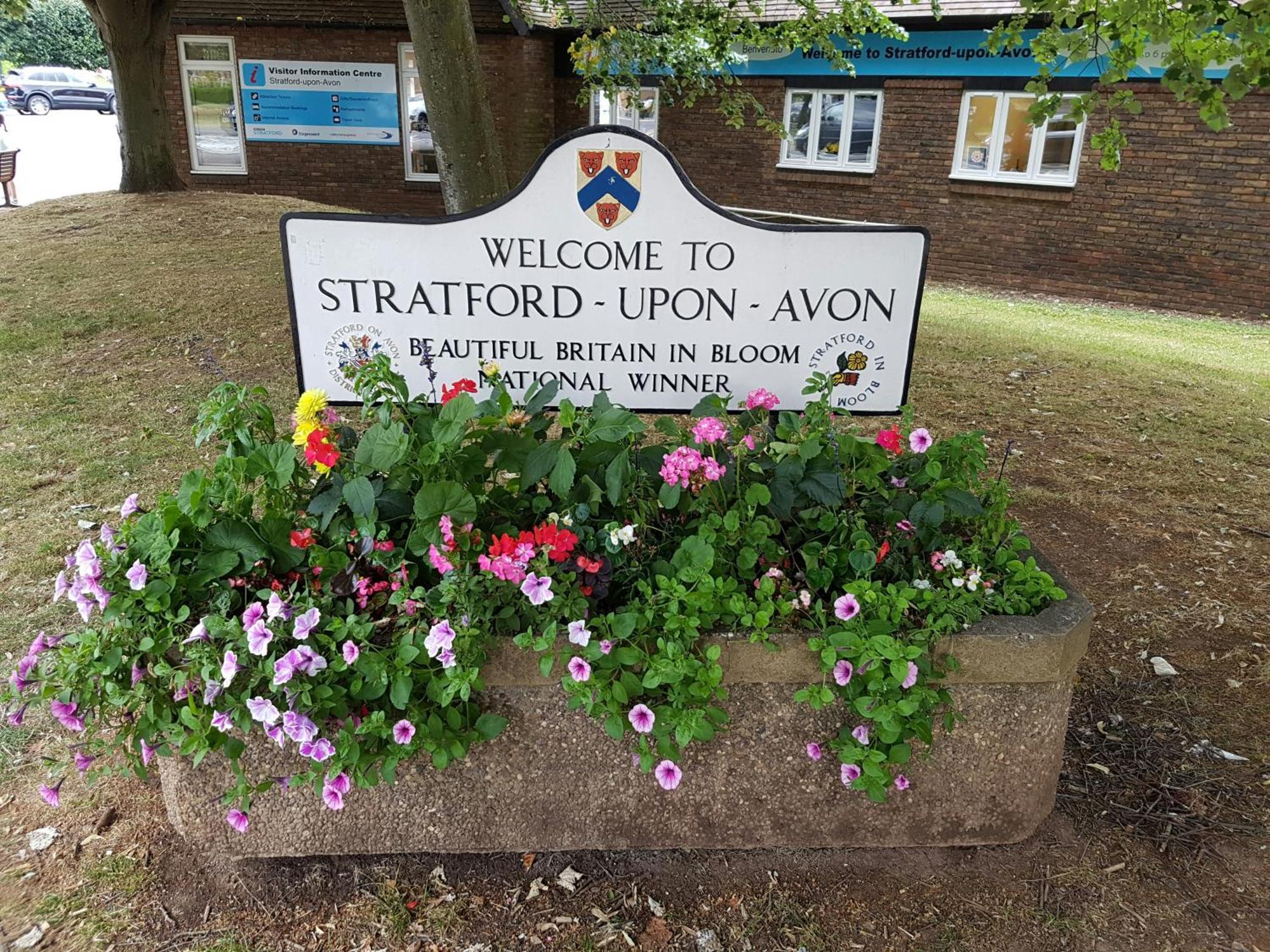 Stratford Upon Avon: 2 Bed Town Centre Apartment, Parking For One Car Zewnętrze zdjęcie